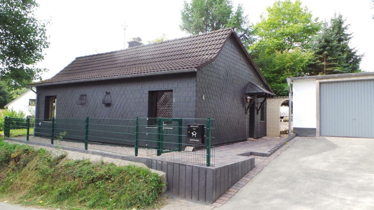 Blumenstein Ferienhaus Kall Esterno foto